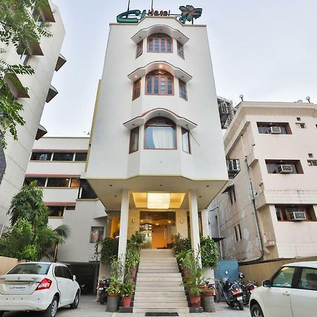 Hotel Chicago Ahmedabad Ngoại thất bức ảnh