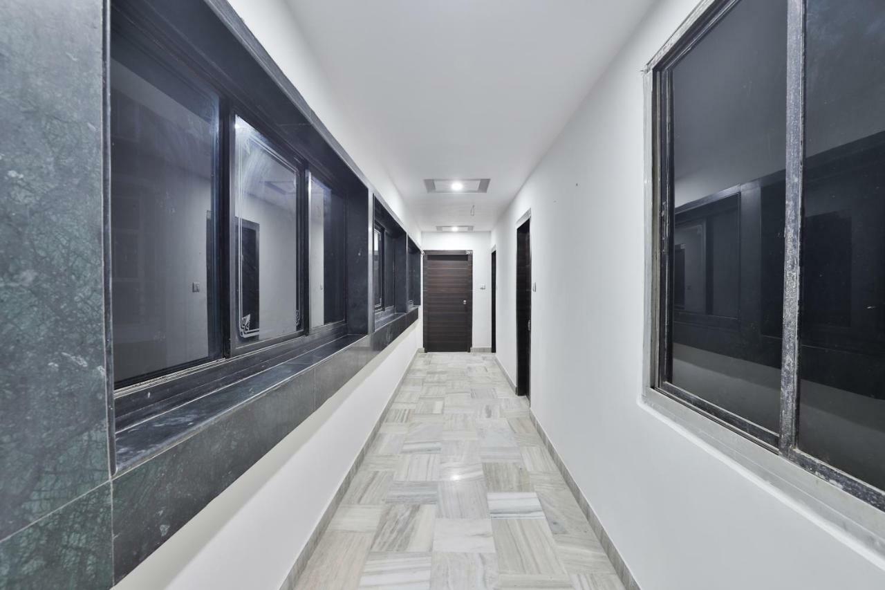 Hotel Chicago Ahmedabad Ngoại thất bức ảnh