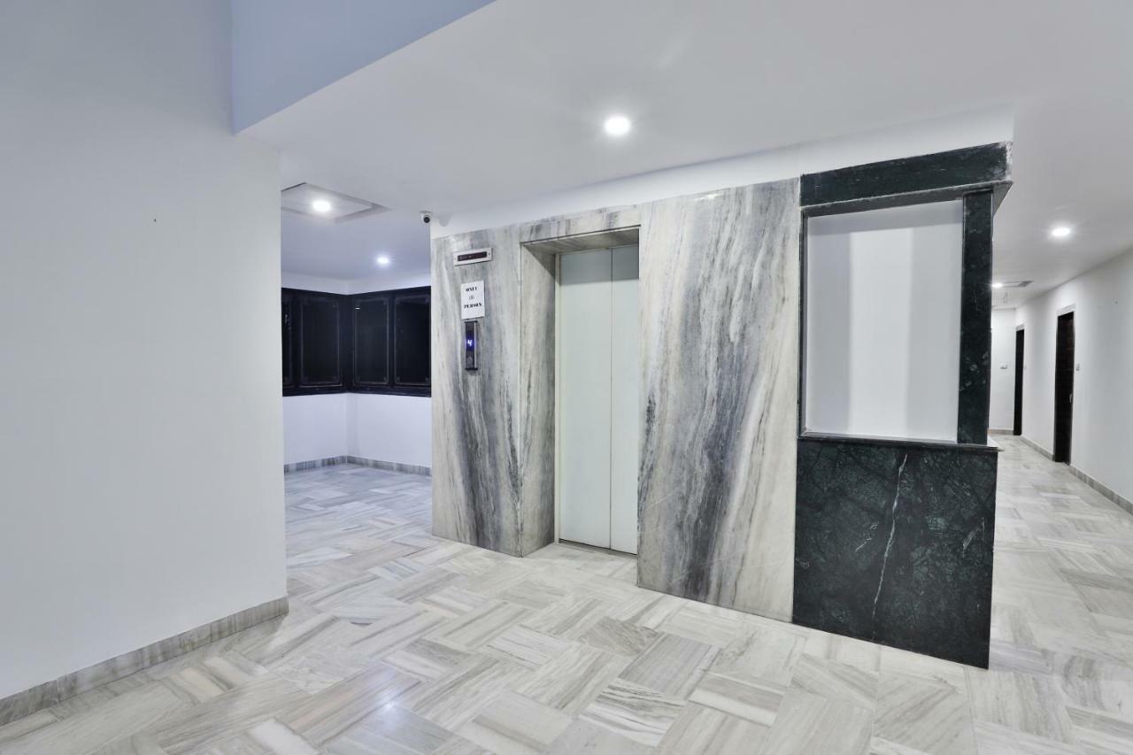 Hotel Chicago Ahmedabad Ngoại thất bức ảnh
