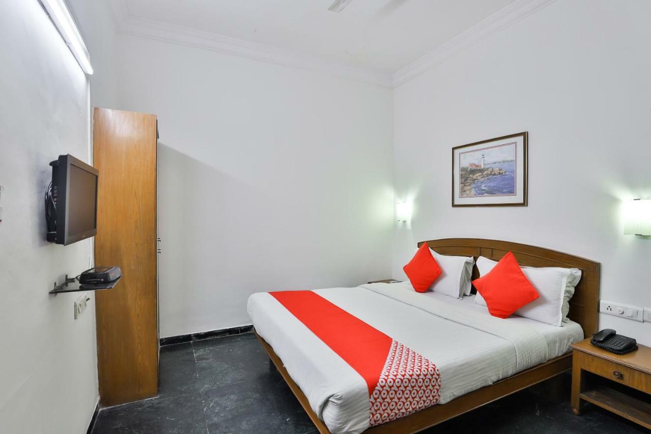 Hotel Chicago Ahmedabad Ngoại thất bức ảnh